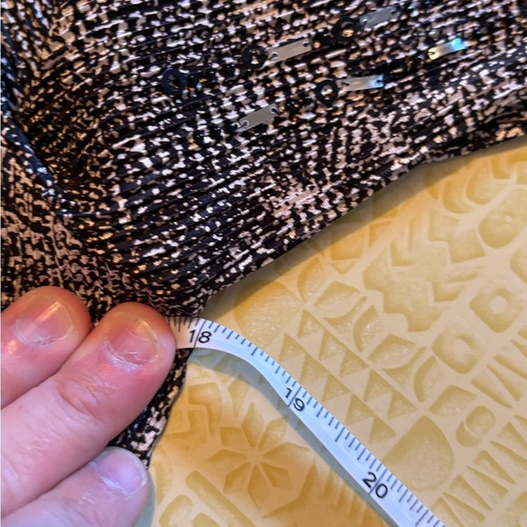 Vintage Elegant Black and Gray Women's Top - Picture 5 of 7